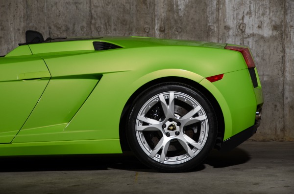 Used 2006 Lamborghini Gallardo Spyder for sale Sold at Ryan Friedman Motor Cars LLC in Glen Cove NY 11542 17