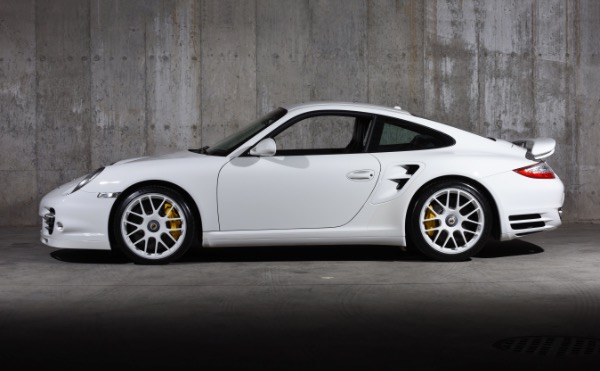 Used 2013 Porsche 911 Turbo for sale Sold at Ryan Friedman Motor Cars LLC in Glen Cove NY 11542 39