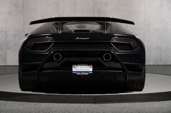 Used 2018 Lamborghini Huracan LP 640-4 Performante for sale Sold at Ryan Friedman Motor Cars LLC in Glen Cove NY 11542 23