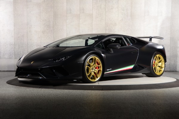 Used 2018 Lamborghini Huracan LP 640-4 Performante for sale Sold at Ryan Friedman Motor Cars LLC in Glen Cove NY 11542 24