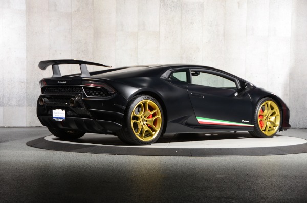 Used 2018 Lamborghini Huracan LP 640-4 Performante for sale Sold at Ryan Friedman Motor Cars LLC in Glen Cove NY 11542 28