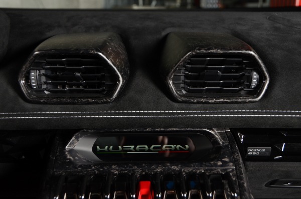 Used 2018 Lamborghini Huracan LP 640-4 Performante for sale Sold at Ryan Friedman Motor Cars LLC in Glen Cove NY 11542 47