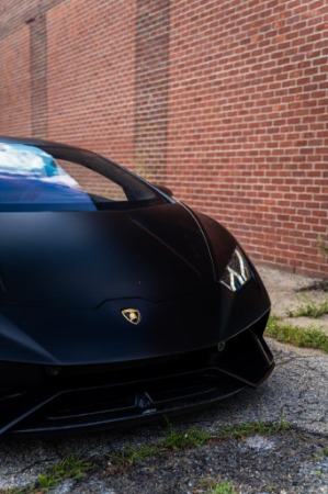 Used 2018 Lamborghini Huracan LP 640-4 Performante for sale Sold at Ryan Friedman Motor Cars LLC in Glen Cove NY 11542 6