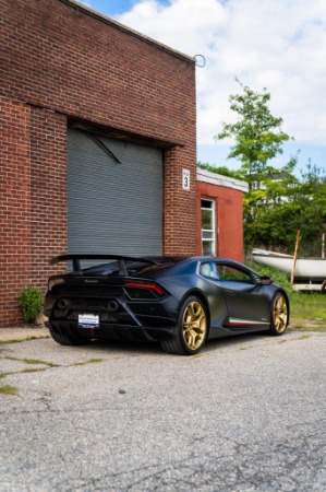 Used 2018 Lamborghini Huracan LP 640-4 Performante for sale Sold at Ryan Friedman Motor Cars LLC in Glen Cove NY 11542 9