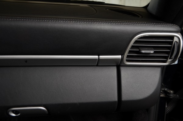 Used 2009 Porsche 911 Turbo for sale Sold at Ryan Friedman Motor Cars LLC in Glen Cove NY 11542 28