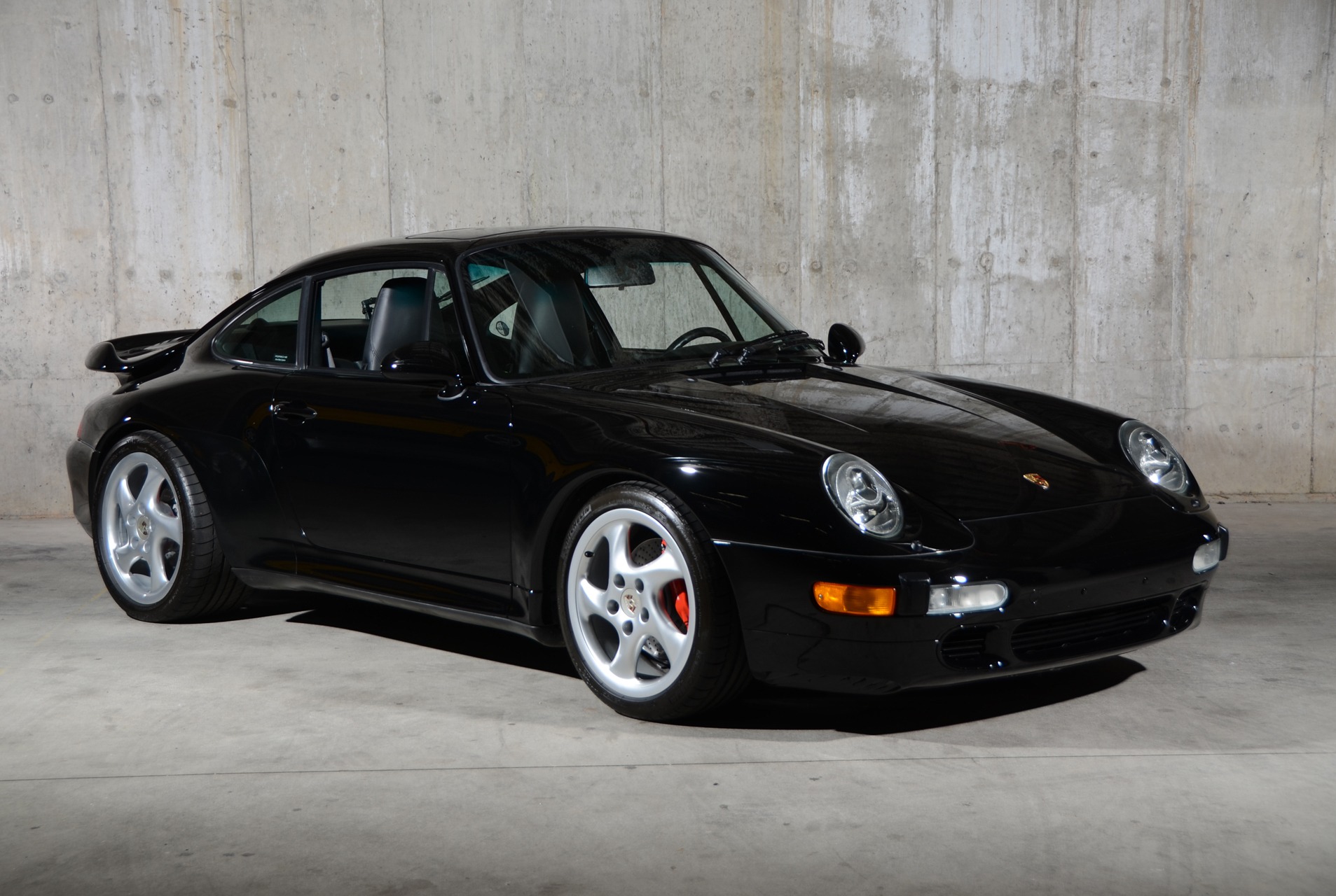 【MAXICHAMPS】Porsche 911 Turbo Black Minichamps Maxichamps Porsche 911 993 Turbo Black 1995 1/43