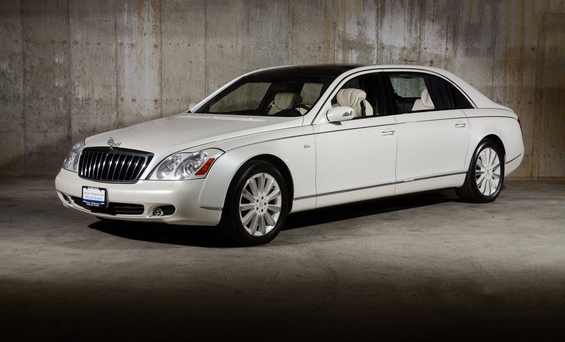 マイバッハ　マタレアム　2009ナパヴァレー Used 2009 Maybach 62 S For Sale (Sold) | Ryan Friedman Motor Cars