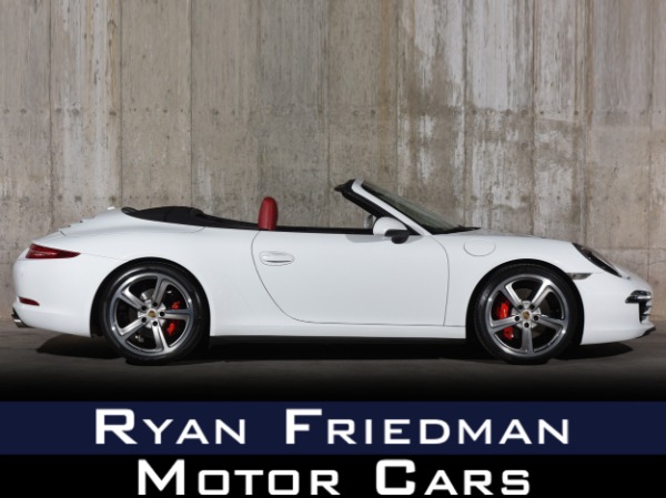Miniature Herpa Porsche 911 Carrera 4 Cabriolet Blanche – Échelle 1:43 – Réf. HP7111