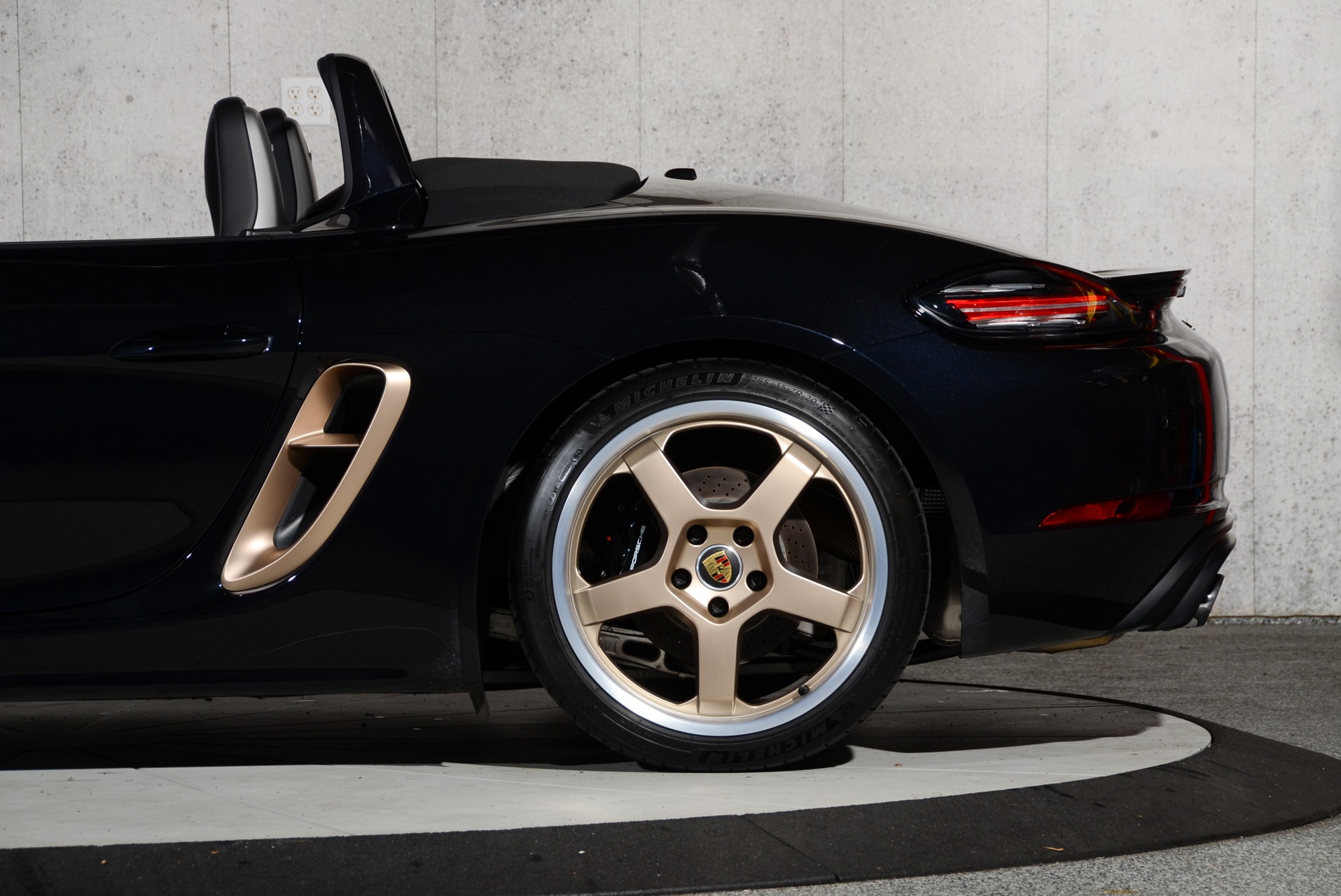 Used-2021-Porsche-718-Boxster-