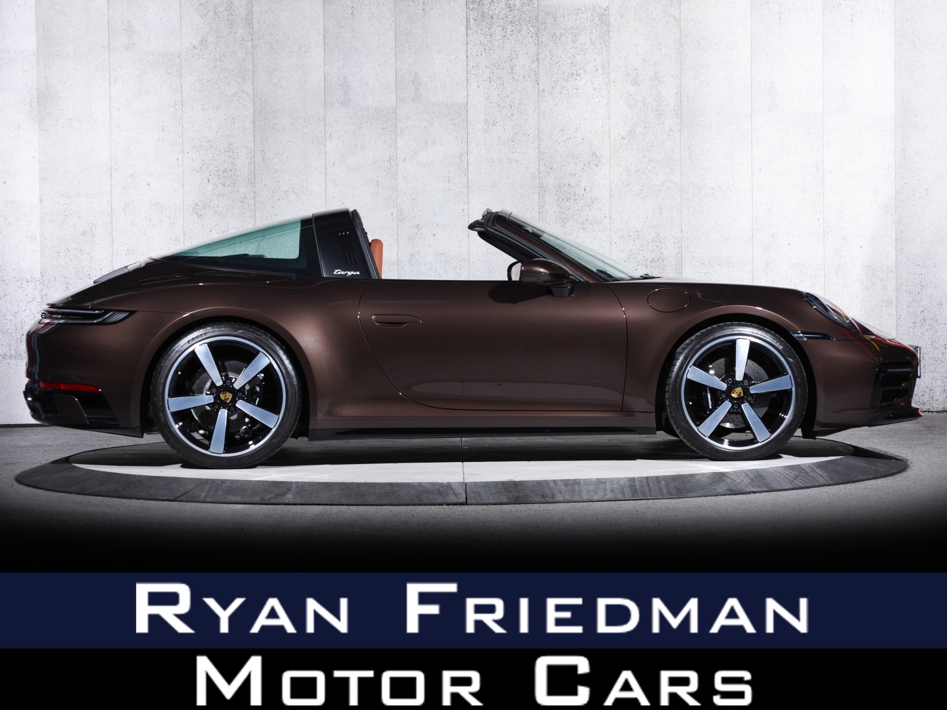 Used-2024-Porsche-911-Targa-4S