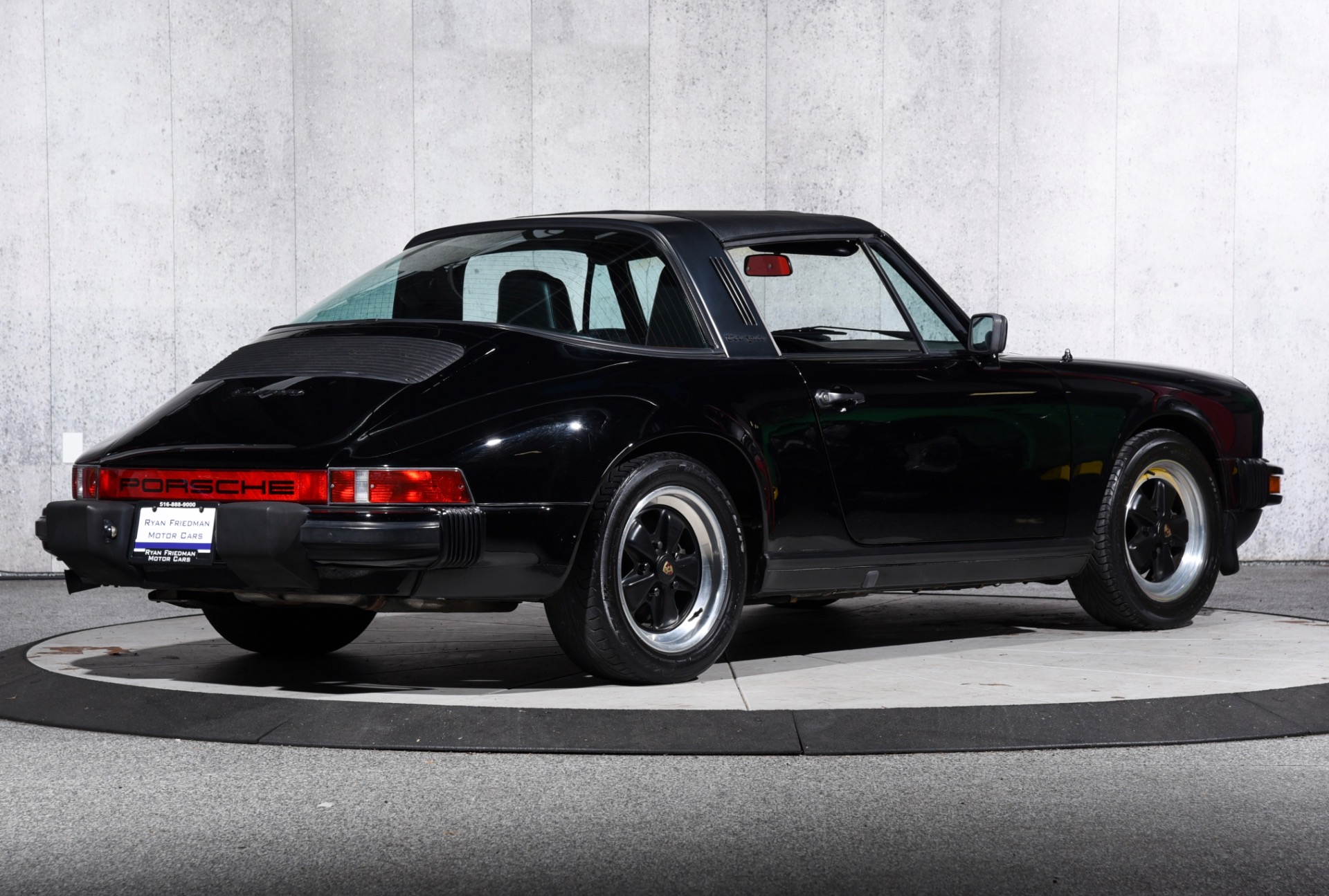 1985 Porsche 911 photo 22