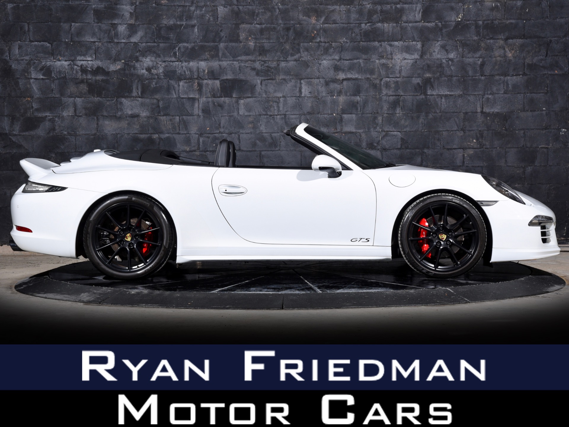 2016 Porsche 911 Carrera S Cabriolet's photo