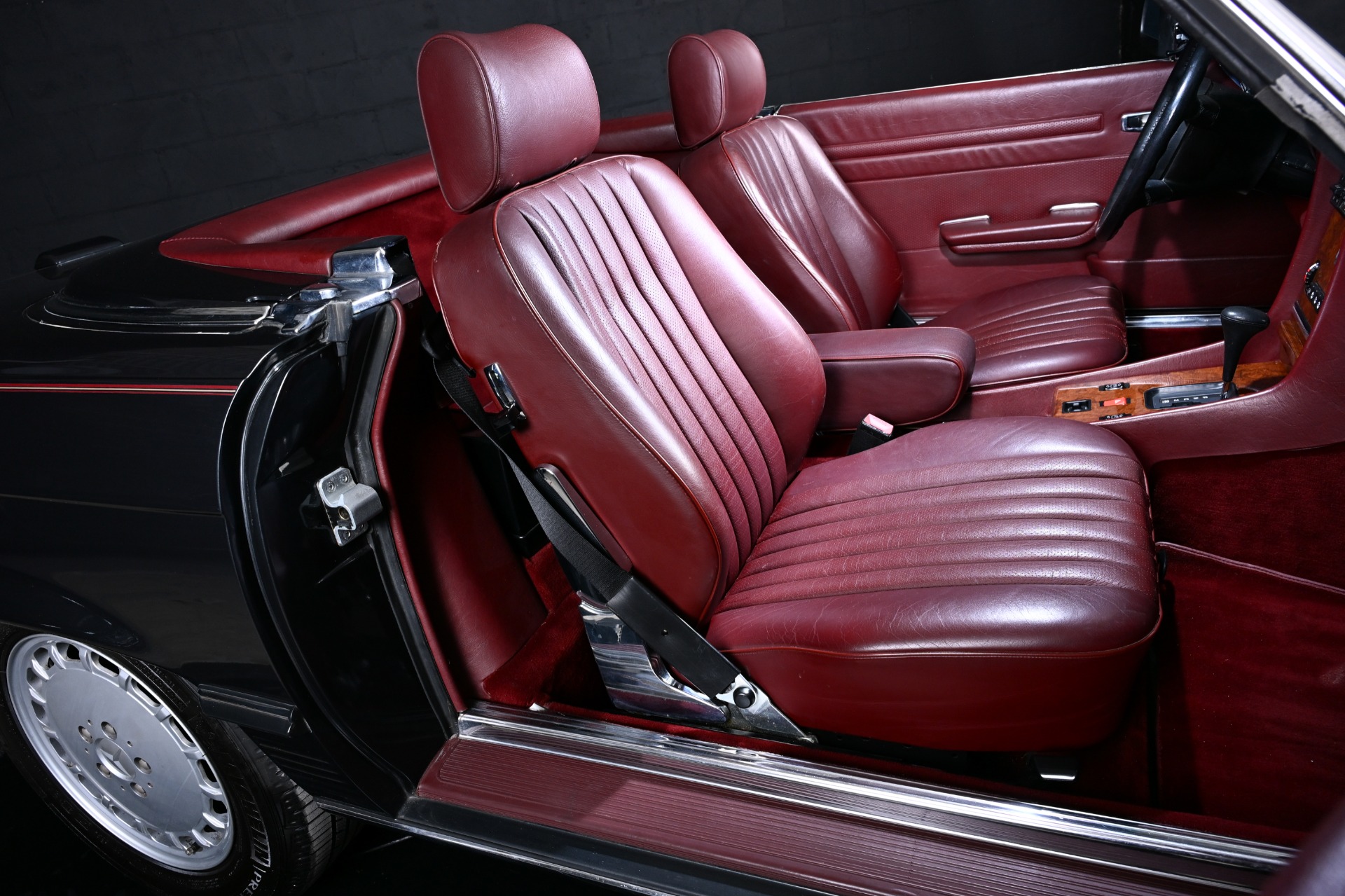 Used 1988 Mercedes-Benz 560-Class 560 SL For Sale (Sold) | Ryan