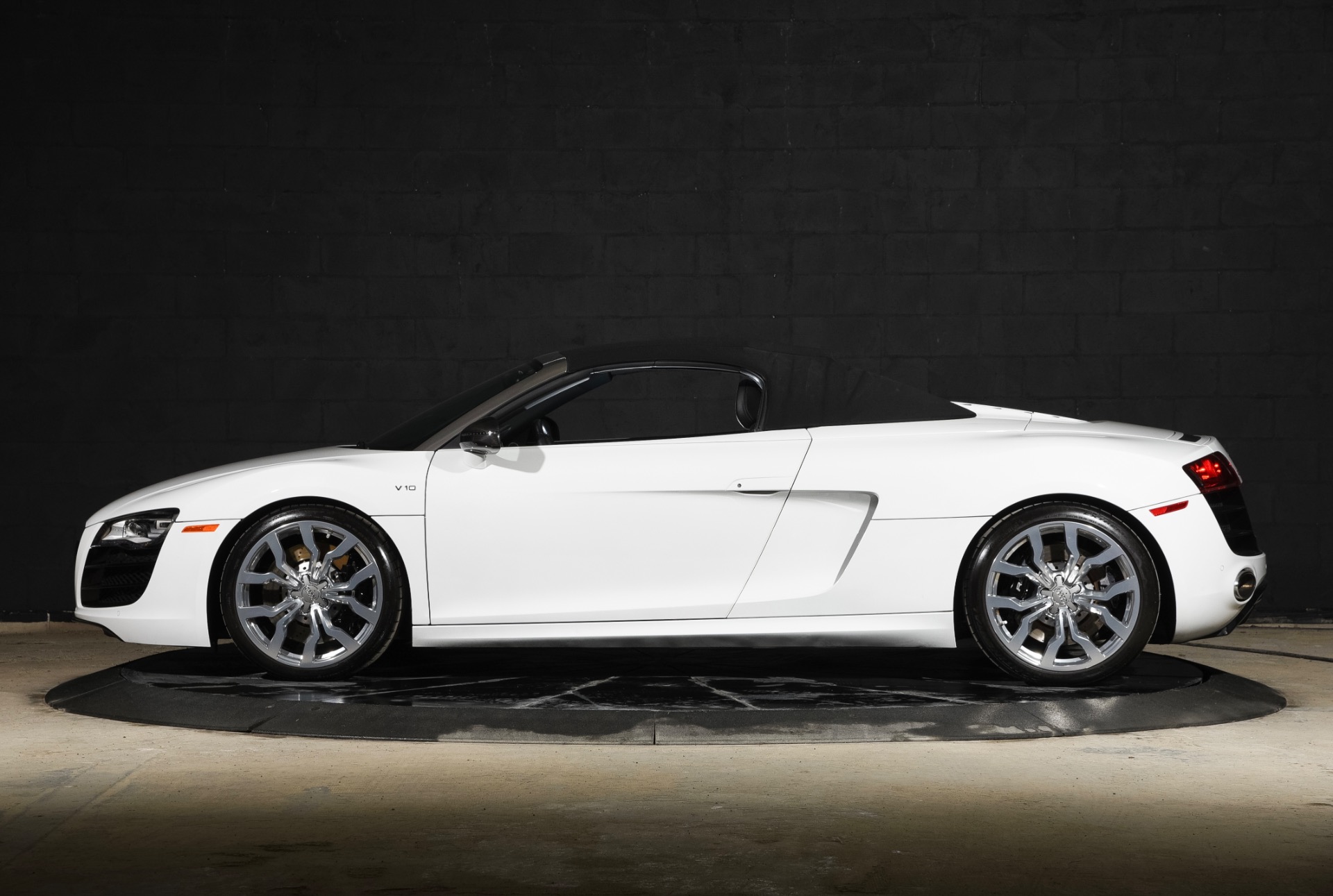 Used 2011 Audi R8 5.2 quattro Spyder For Sale (Sold) | Ryan