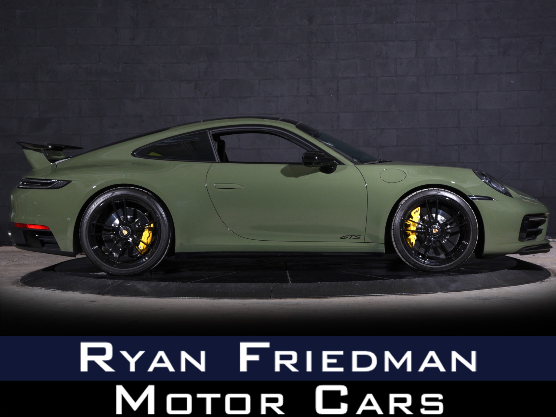 2024 Porsche 911 Carrera GTS