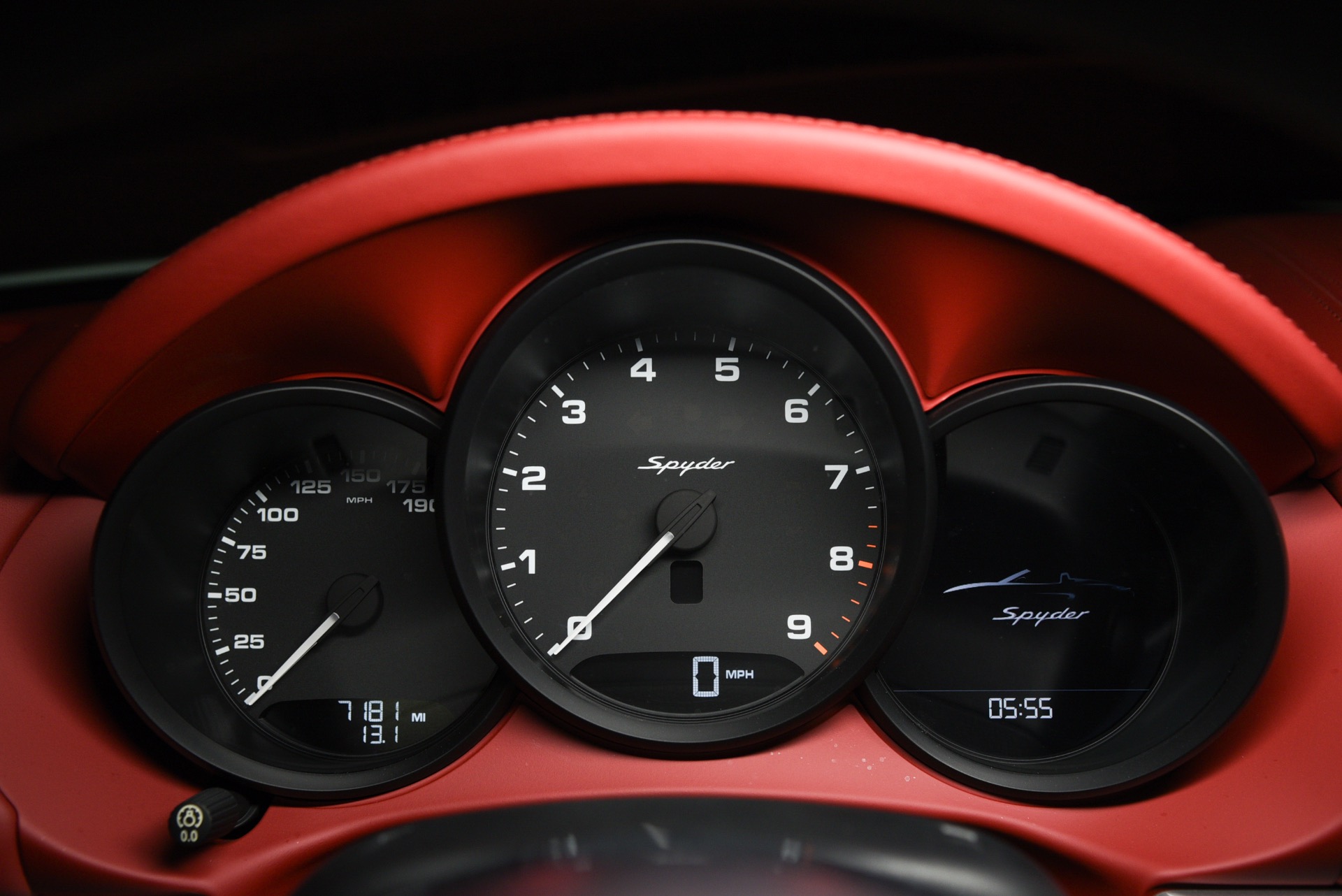 2016 Porsche Boxster Spyder - Photo 18