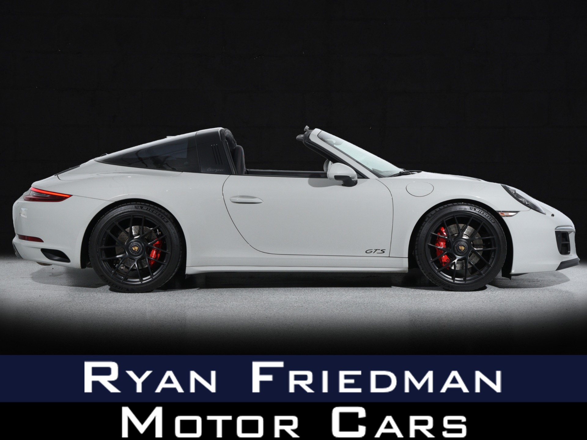 2017 Porsche 911 Targa 4 GTS's photo