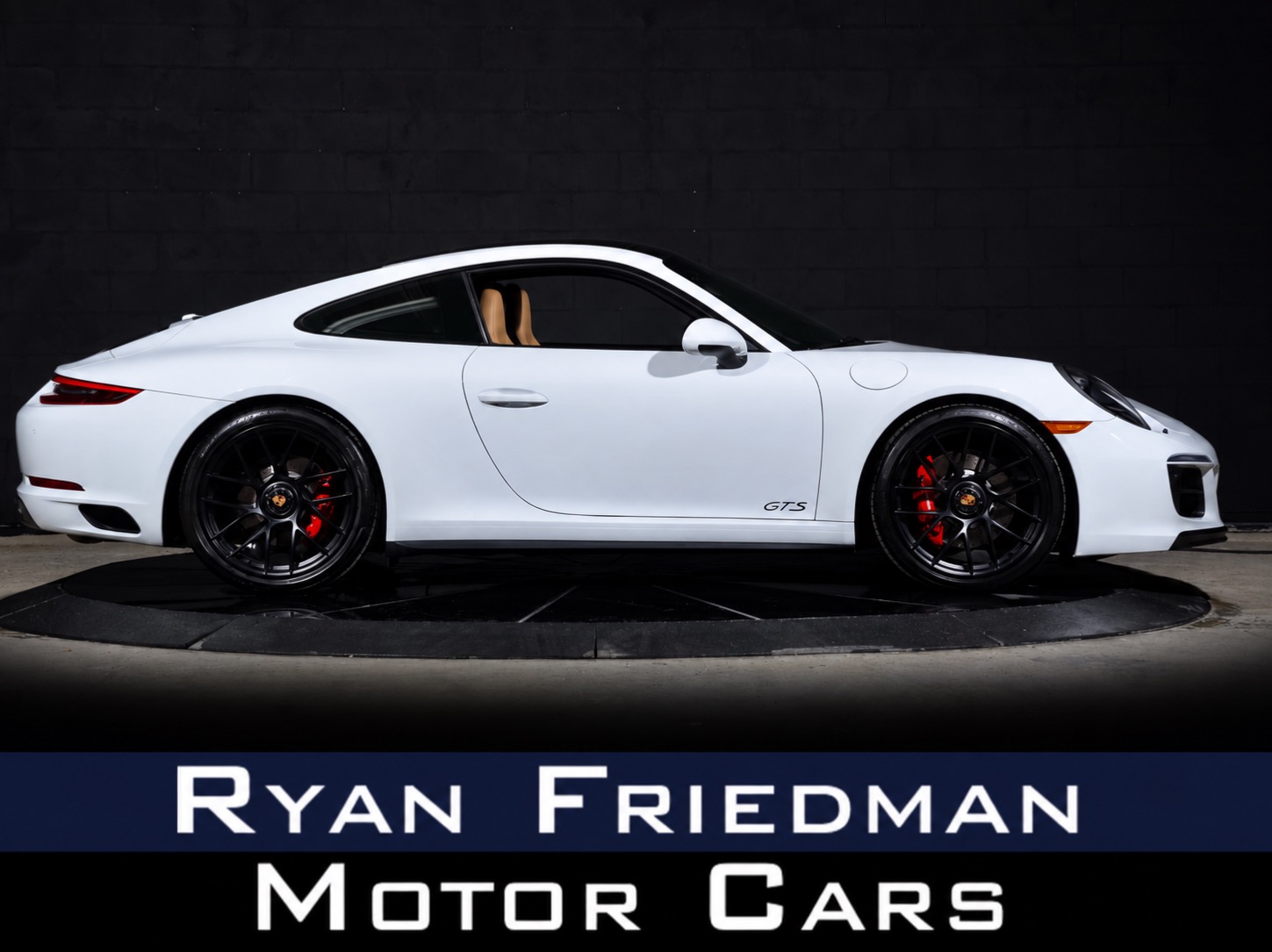 2019 Porsche 911 Carrera GTS