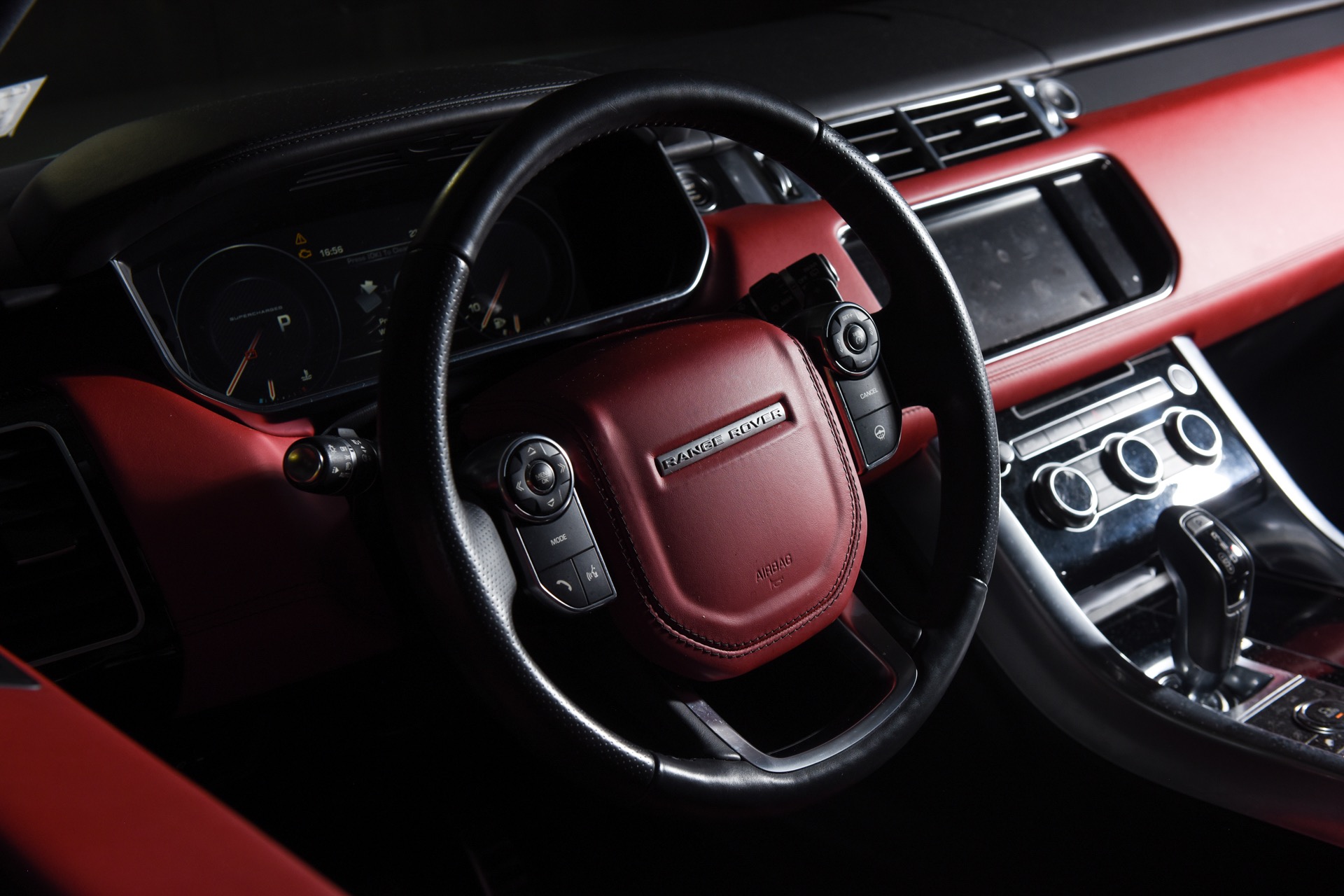 Interior Del Range Rover Rojo 2014