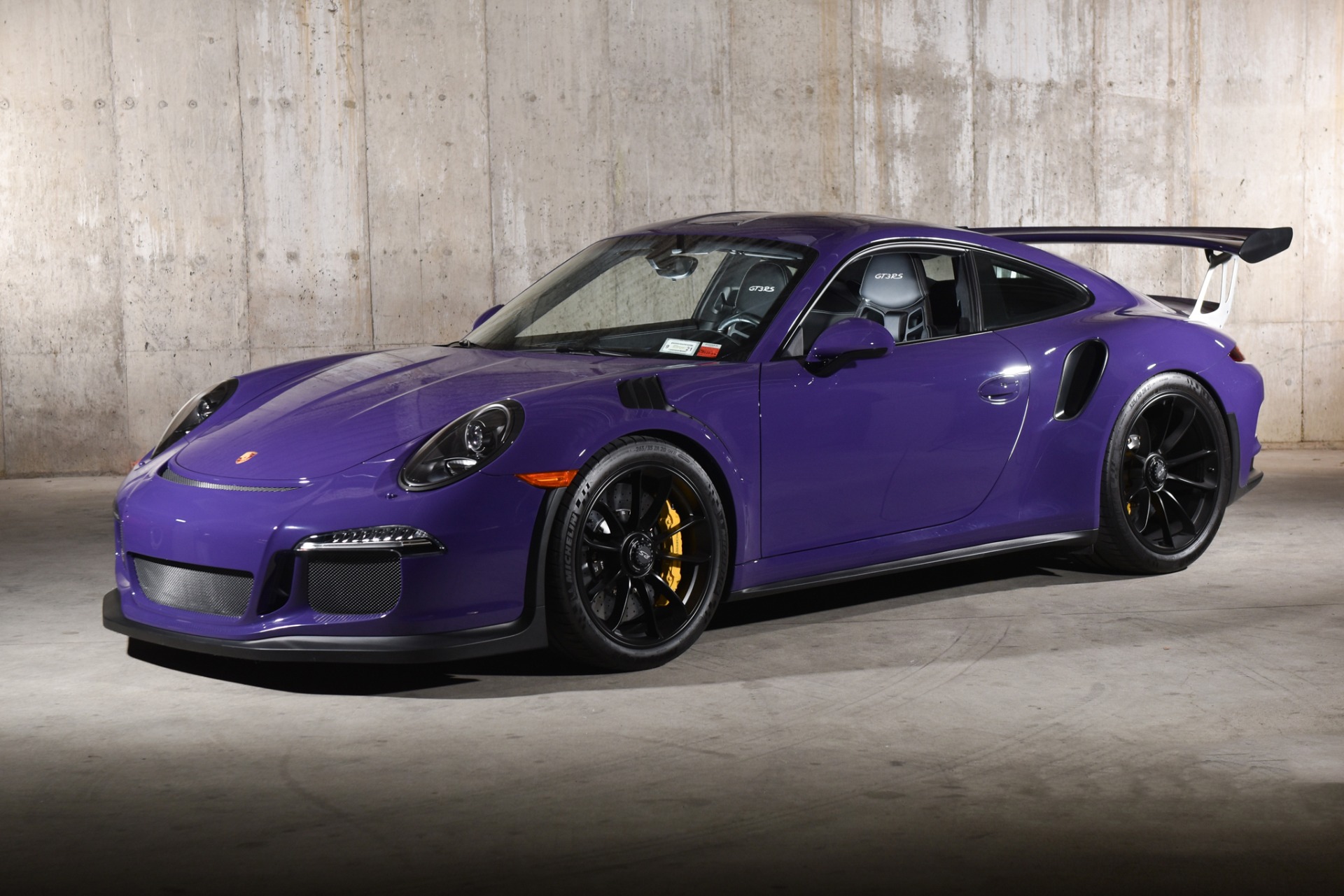 Porsche gt3 RS Ultraviolet