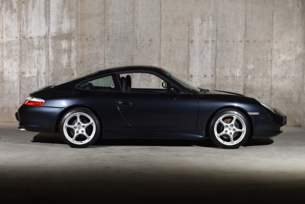 Used 2004 Porsche 911 Carrera for sale Sold at Ryan Friedman Motor Cars LLC in Glen Cove NY 11542 13
