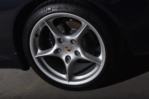 Used 2004 Porsche 911 Carrera for sale Sold at Ryan Friedman Motor Cars LLC in Glen Cove NY 11542 21
