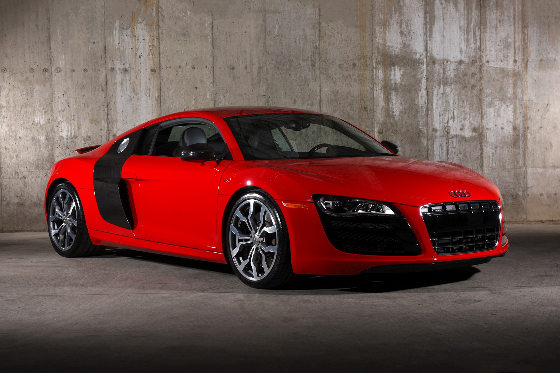 Used 2010 Audi R8 5.2 quattro For Sale (Sold) | Ryan Friedman Motor Cars  LLC Stock #675C, image size:1918x1280